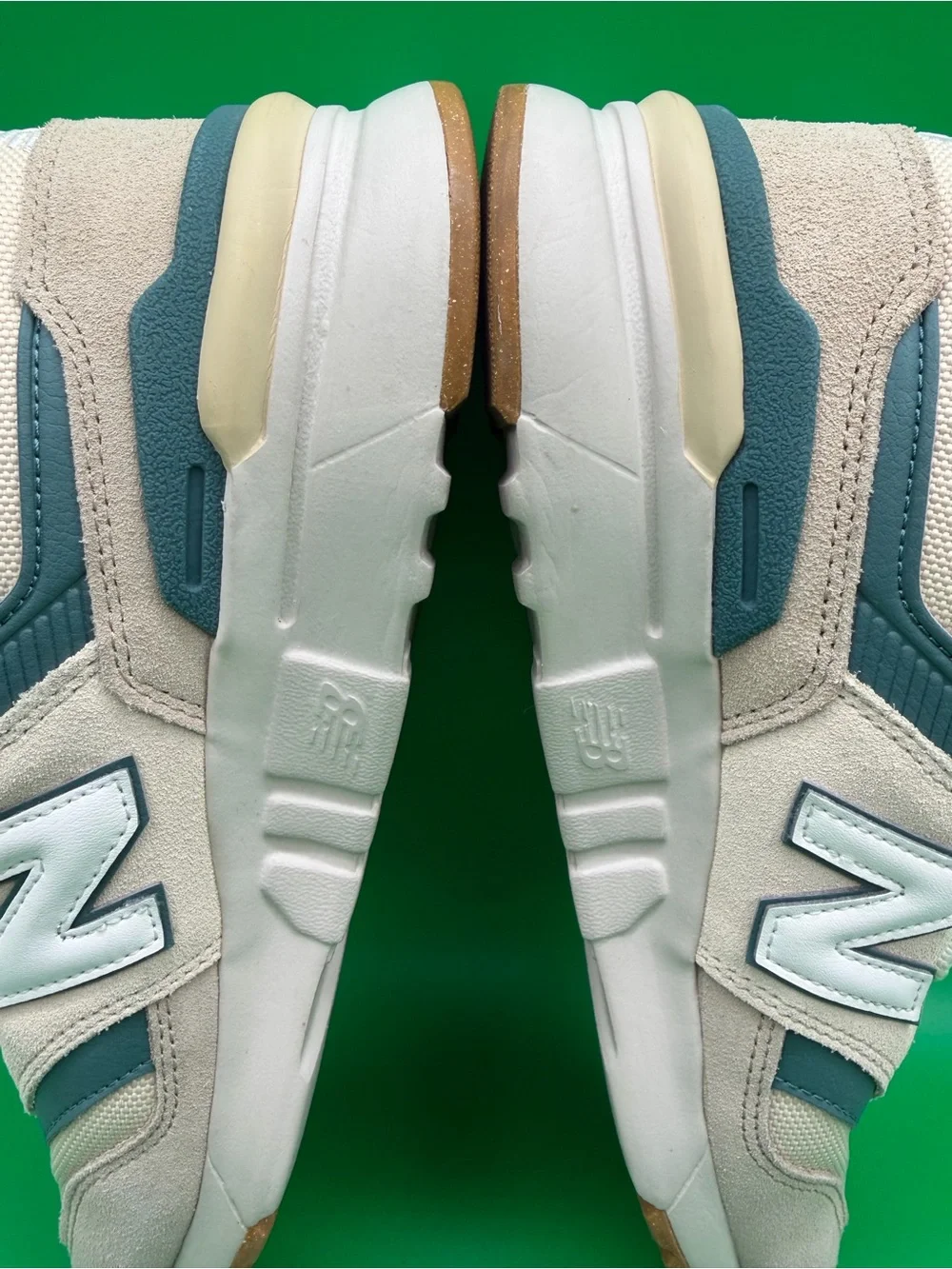 New Balance 997H Cordura Workwear Beige Green Men's Shoes Sneakers CM997HGS SZ 8